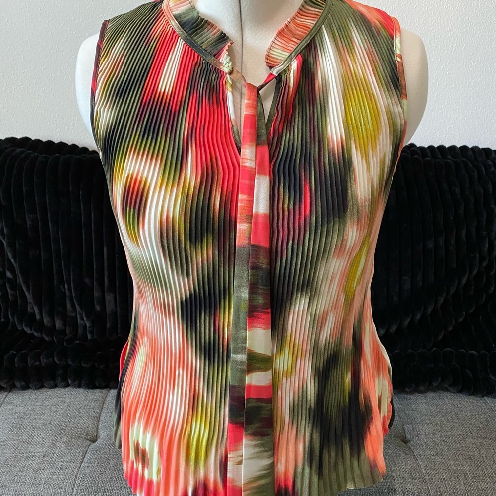 *SALE DKNY Sleeveless Blouse - Picture 6 of 7